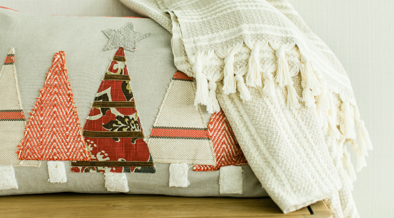 Top 5 Turkish Towels for Everyone on your 2024 Holiday Gift List